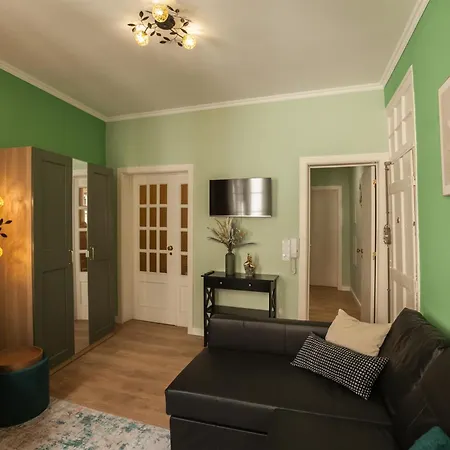 Flh - Alegria Flat At Principe Real ליסבון